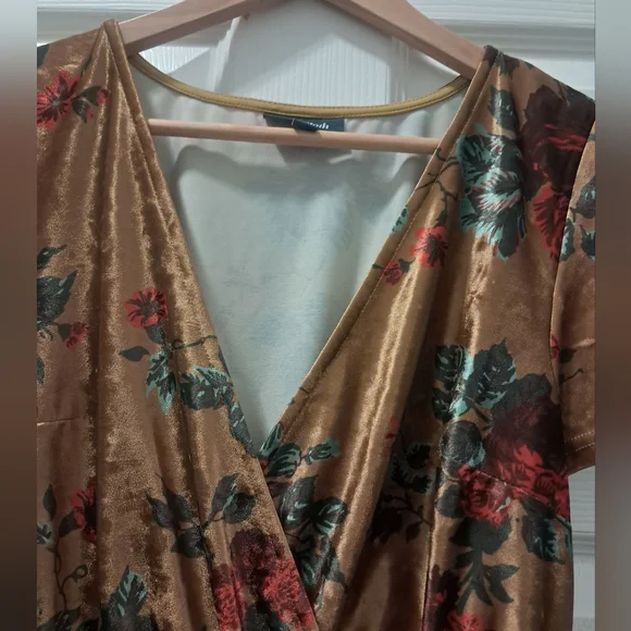 Modcloth Velvet Feel Gold Floral Midi Dress - Picture 7 of 8